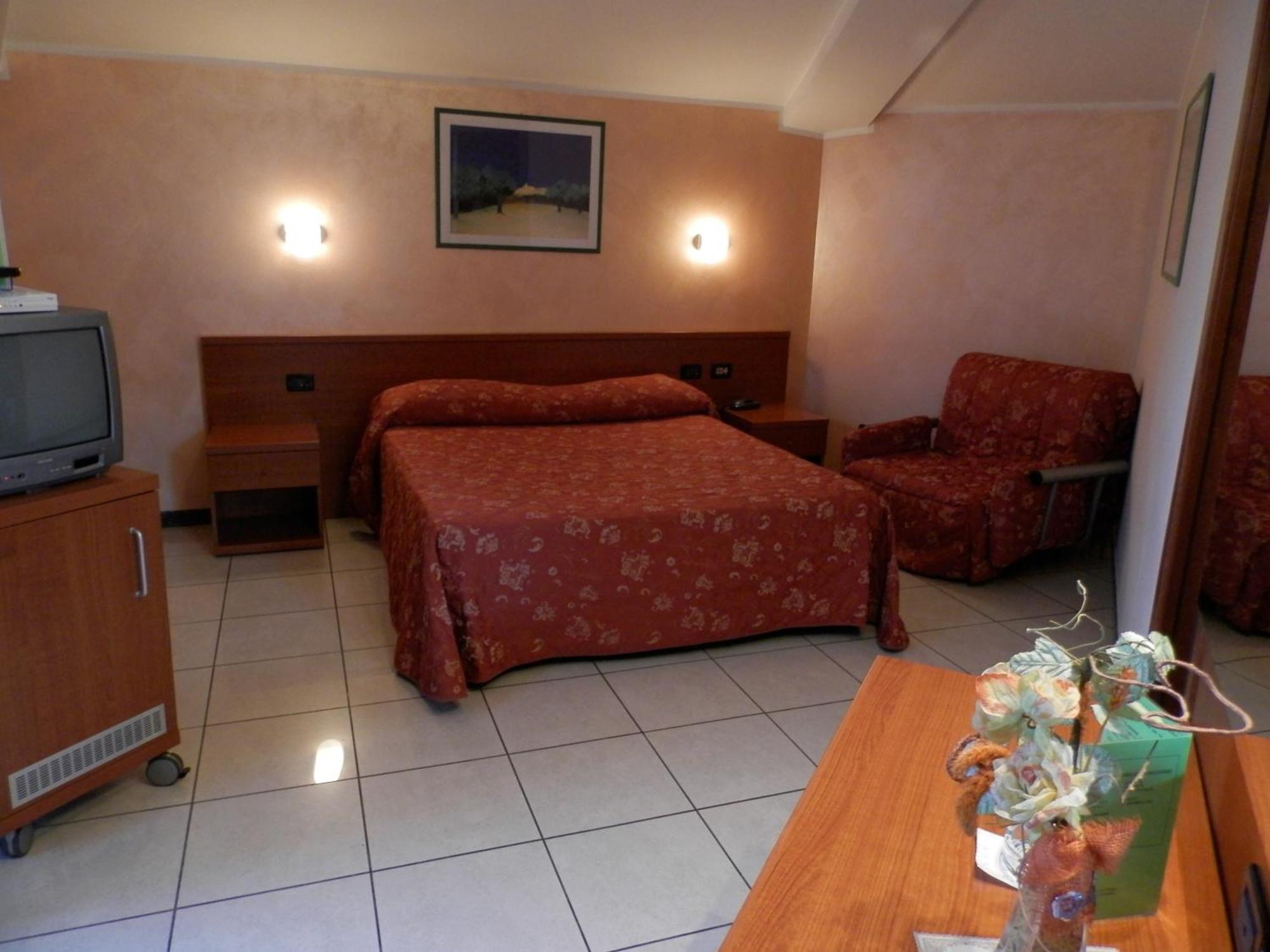 Hotel Stazione Livorno Exterior foto